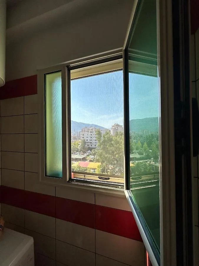 Cozy Sun-Lit Apartment Vlorë